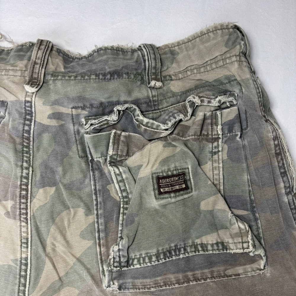 Y2K Abercrombie & Fitch Cargo Shorts Mens 32 Camo Vintage Fatigues Paratrooper - Picture 10 of 13